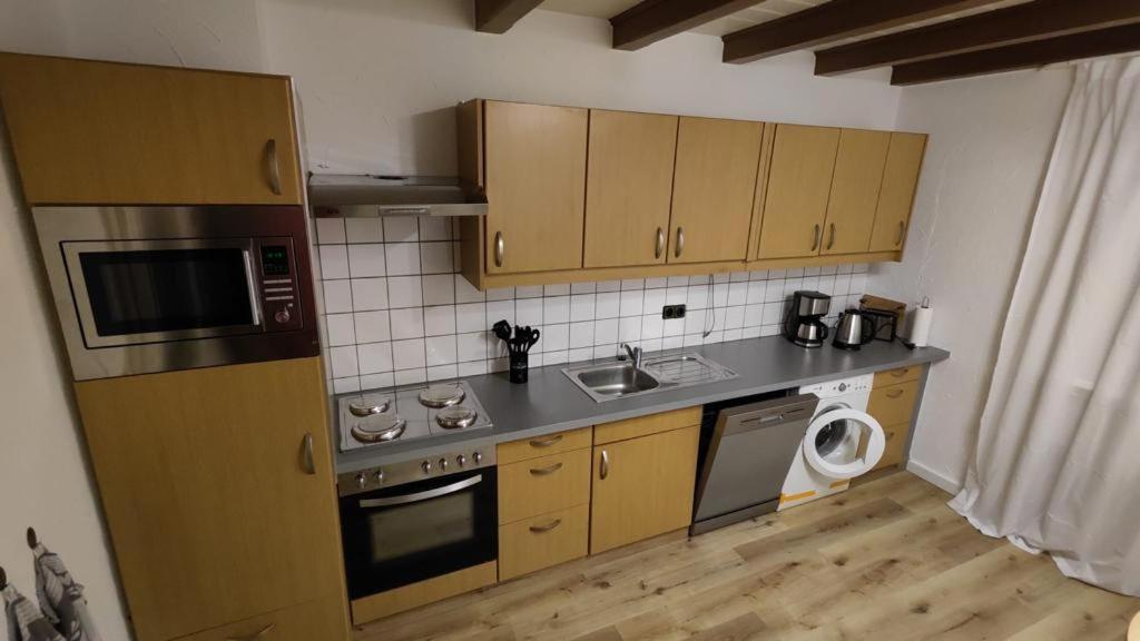 Ferienwohnung-Monteurwohnung Berta, 3 Personen In Kleve, Zentrale Lage Kleef Buitenkant foto